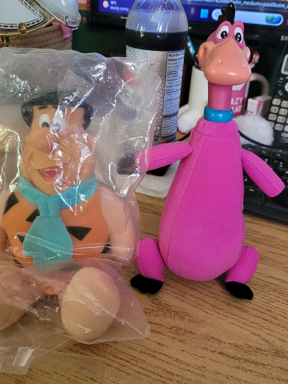Days Inn Travel Buddies Dino And Fred Flintstone